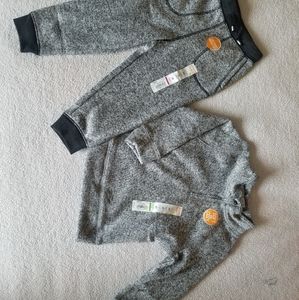 NWT Jumping Beans Jogger and Sweater